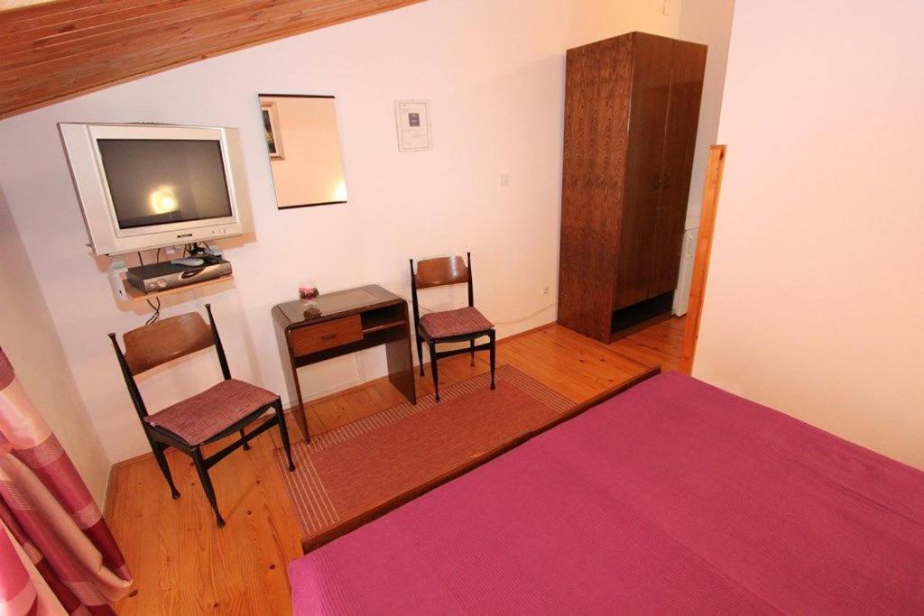 Apartments Anita Pomer Bagian luar foto