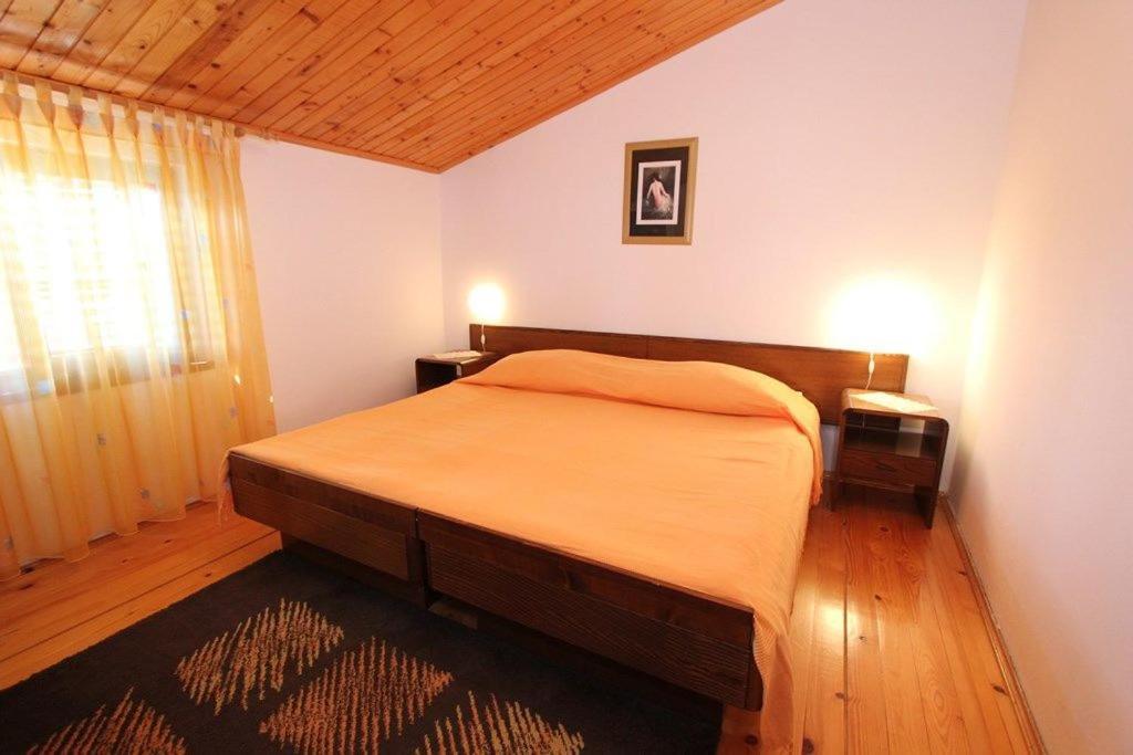 Apartments Anita Pomer Bagian luar foto